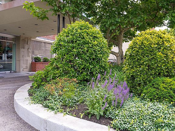 2nd image of 385 McLean Avenue #3B