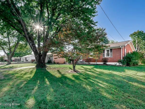 5304 Woodhill Ln, Louisville, KY 40219