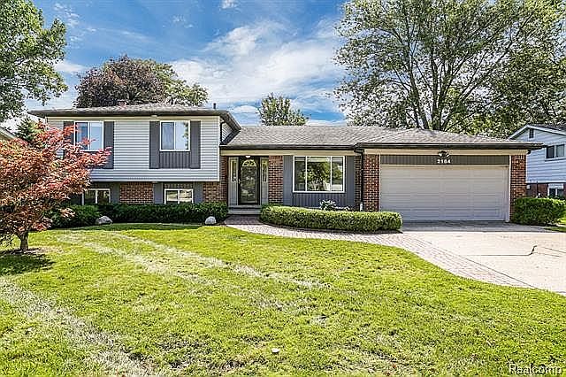 1st image of 2184 Cumberland Dr