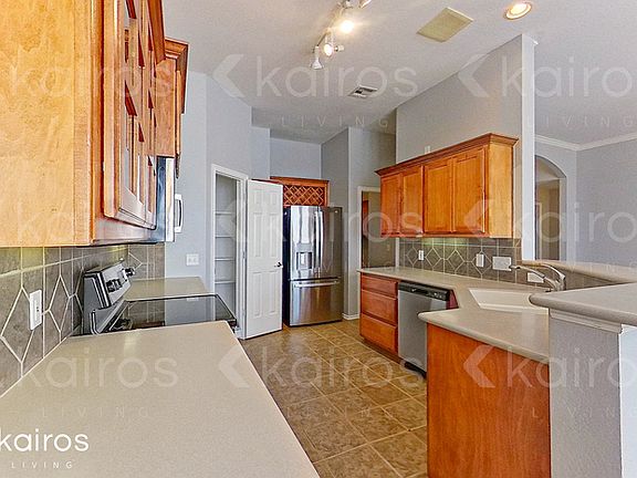 5th image of 2324 NW 161st Ter