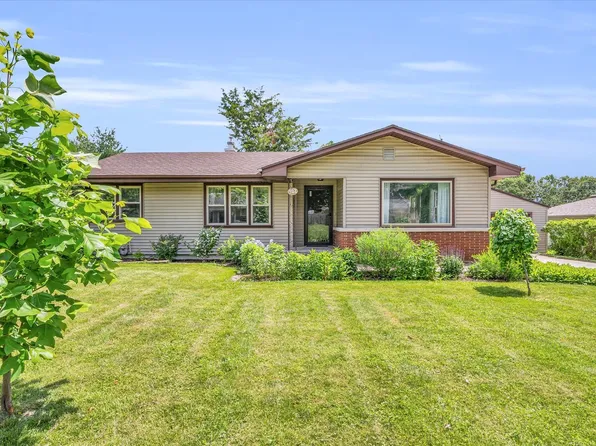 302 Dodson Dr, Urbana, IL 61802