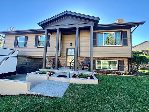 3rd image of 103 Mountain View Dr