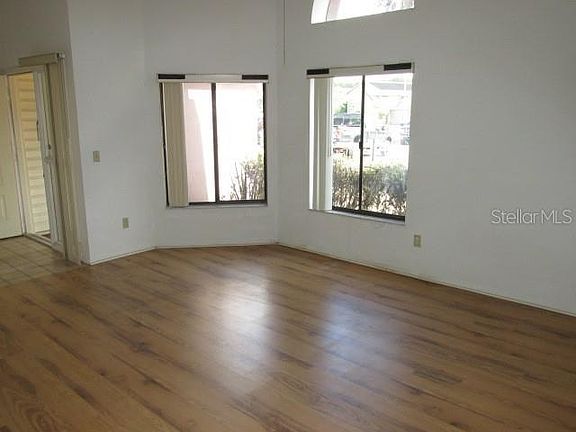 2nd image of 371 Blue Bayou Dr