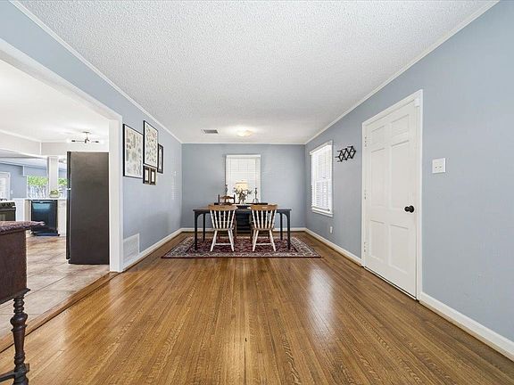 5th image of 4608 Verne Rd