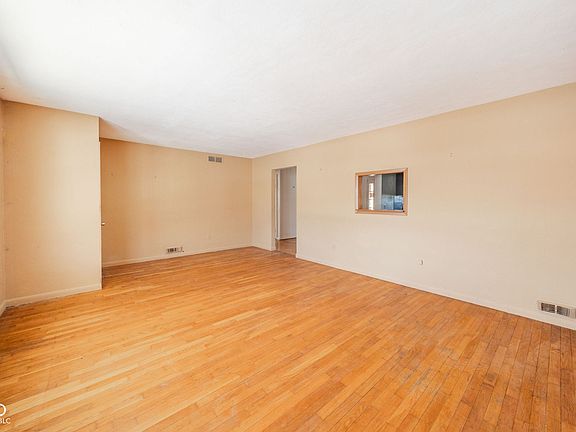 5th image of 3811 N New York Ave