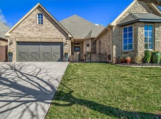 3442 Cheyenne Villa Cir, Edmond, OK 73013