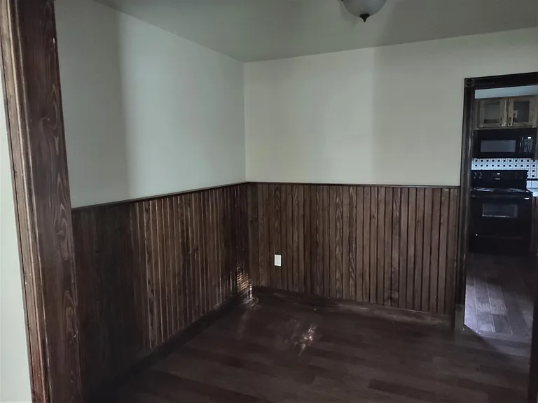 501 Live Oak St — Photo 11