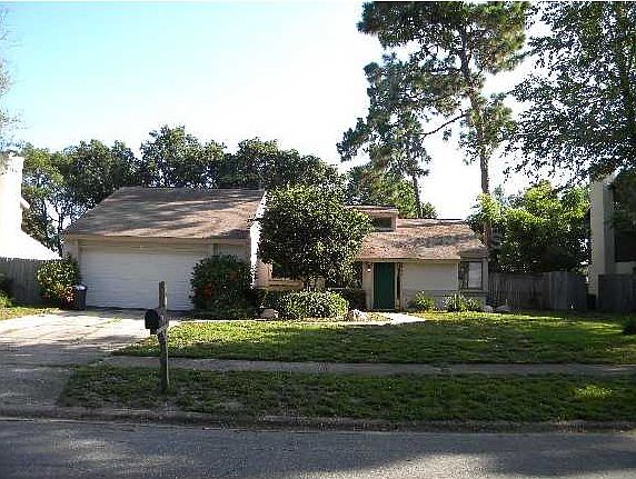 1st image of 2820 Charmont Dr