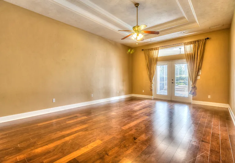 4213 Mayfair Ln — Photo 13