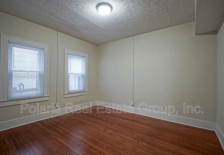 208 W Williams St — Photo 17