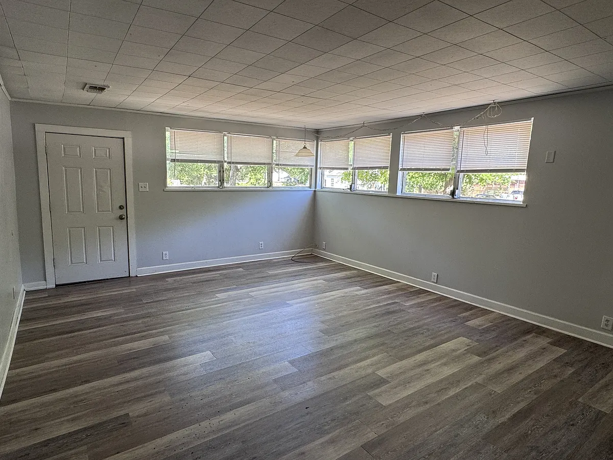Building Photo - 2125 22nd Ave #A & B
