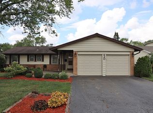 620 Walnut Ln, Elk Grove Village, IL 60007