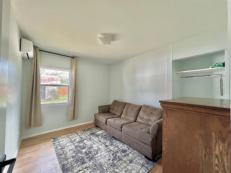 6615 Galindo St — Photo 10