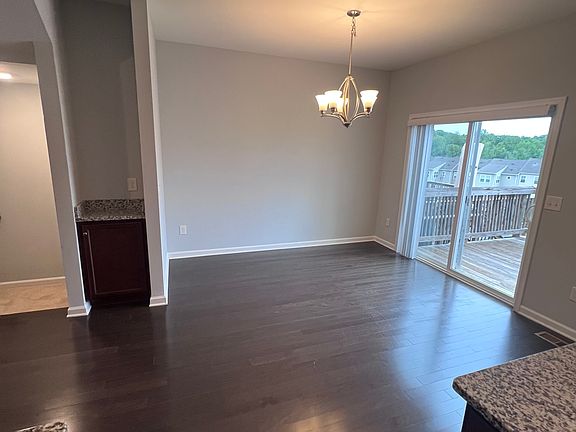 3rd image of 1615 Hudgins Farm Cir