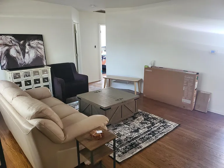 745 Center St — Photo 5