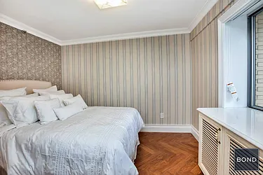 Rented by Bond New York