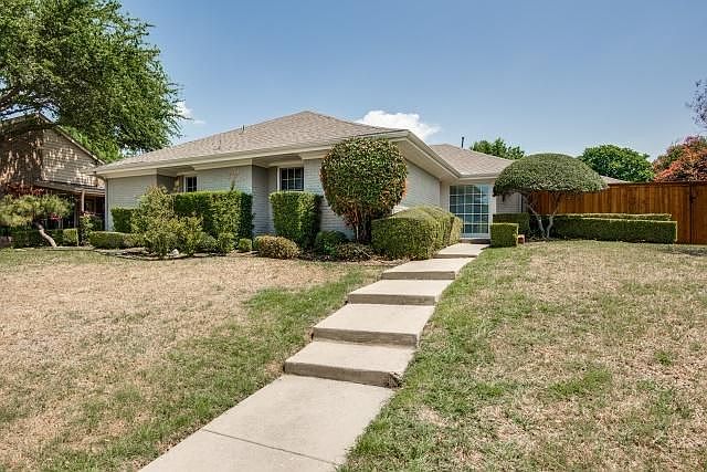 1st image of 3004 Garner Ln