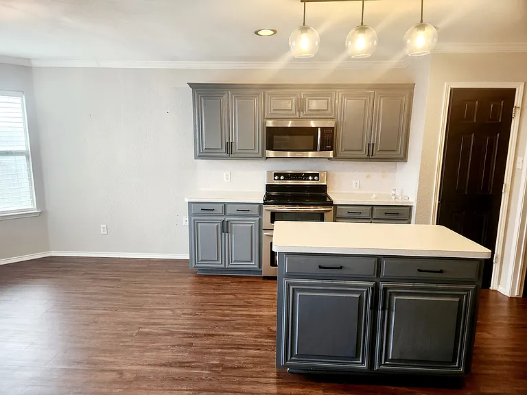 8030 Mourning Dove Dr — Photo 3