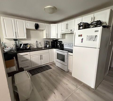 3rd image of 9 Ellen St