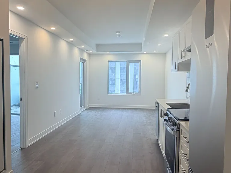 705 Davis Dr #907 — Photo 5
