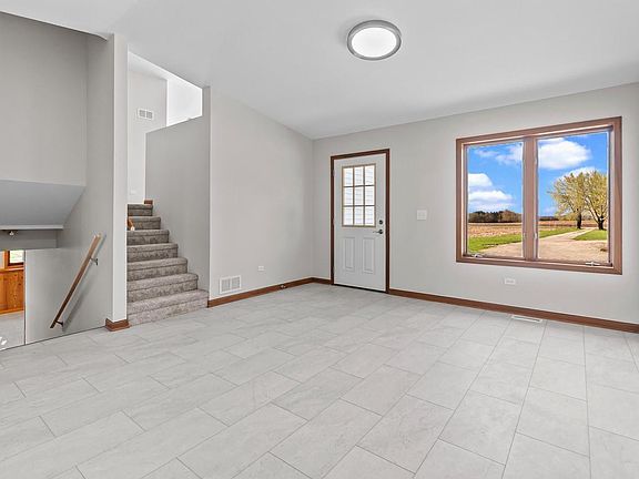 3rd image of 7164 Hospital ROAD