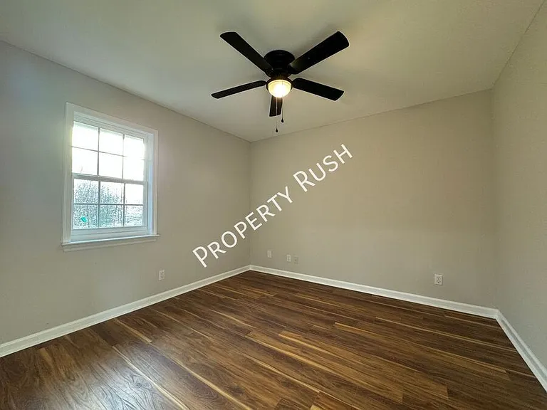 2945 Old Britain Cir — Photo 25