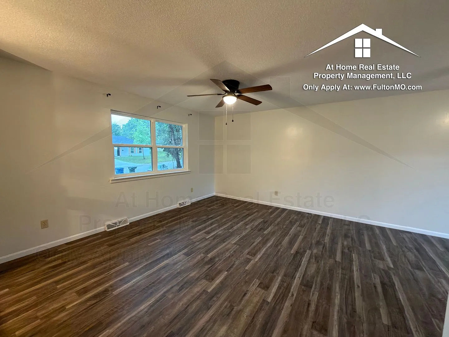 1 Locust Lane Fulton, MO 65251 — Photo 3