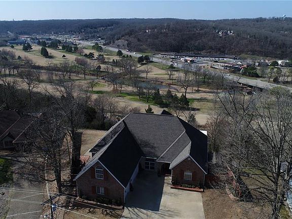 2nd image of 35 Dalton Dr