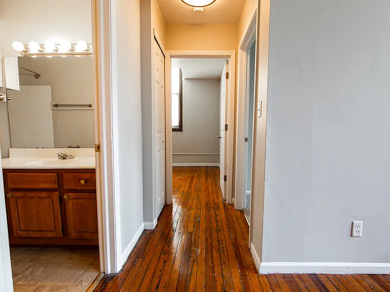 Whittier Place — Photo 8