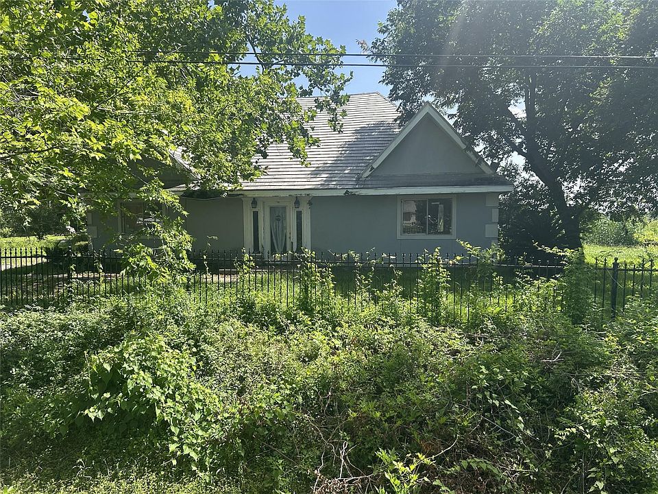 1st image of 1424 Park Dr