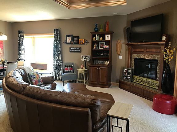 5th image of 64 Creekside Ct