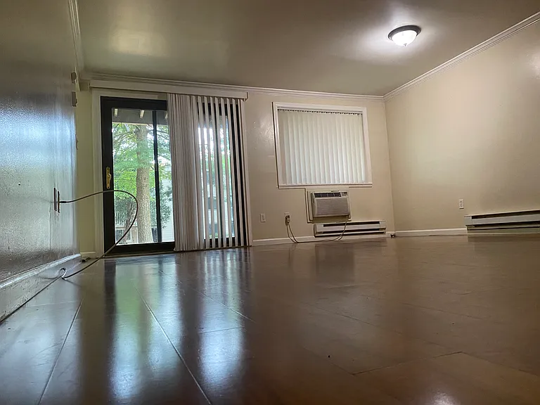 7 Padanaram Rd #26 — Photo 3