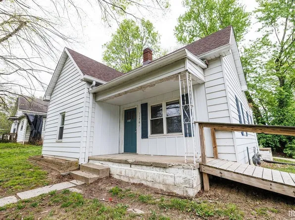 1176 W Popcorn Rd, Bloomington, IN 47403