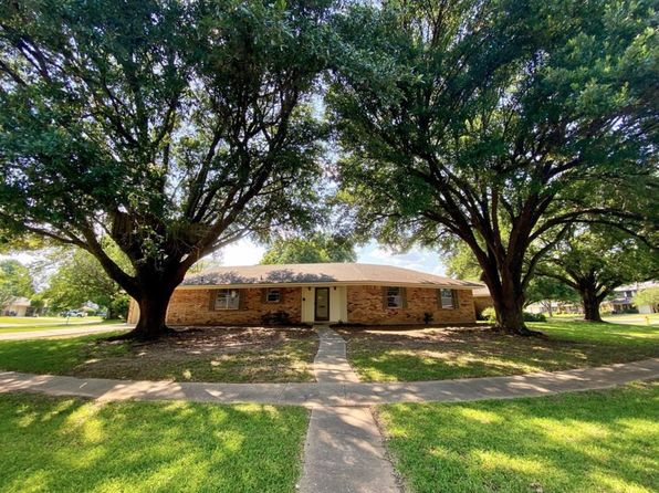 432 S Dresden Cir