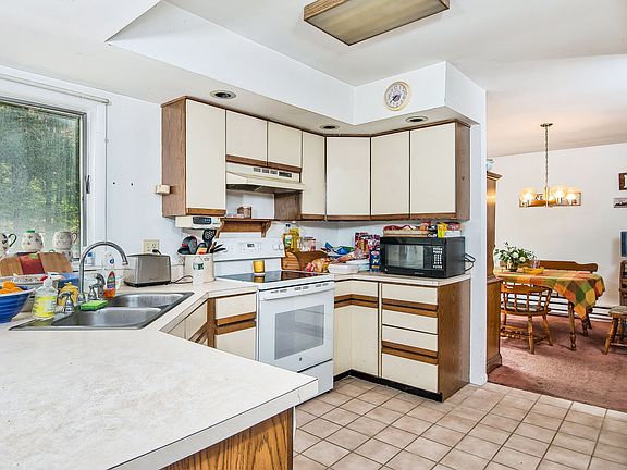 130 Bullet Hole Rd Patterson, NY 12563 (08 of 25).jpg