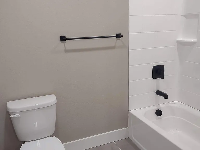 160 Chapel Hill Cir — Photo 18