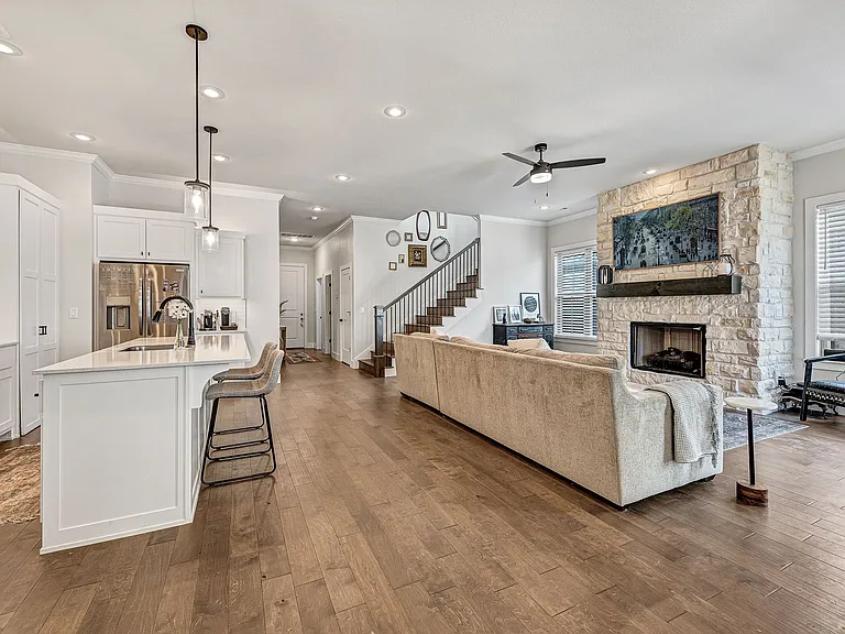 2182 N Woodlark Ln — Photo 10
