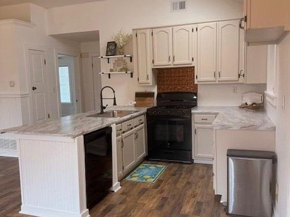 4th image of 3295 Hunter Rd