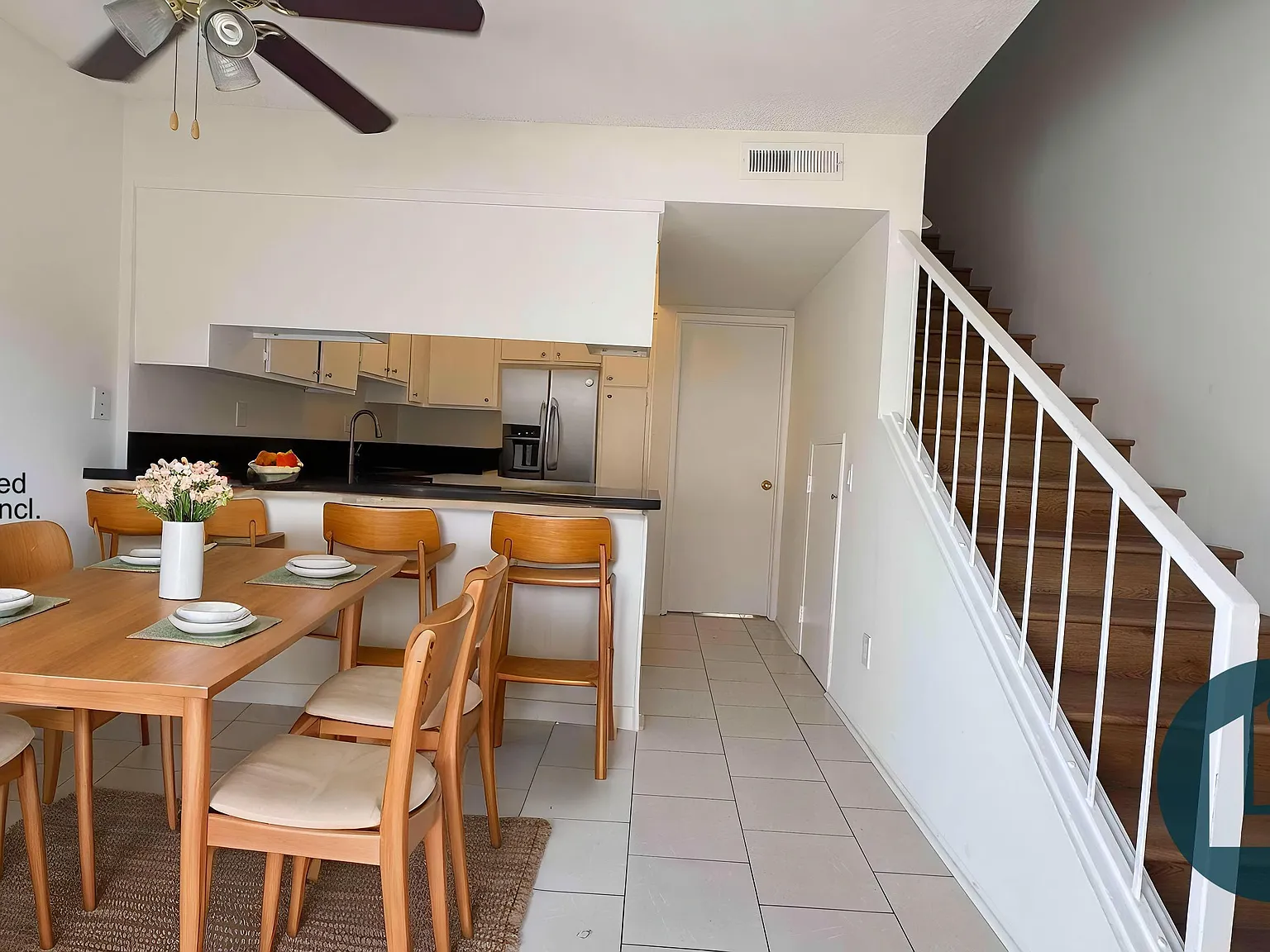 2 bed, 1.5 bath, 937 sqft, $2,600 — Photo 2