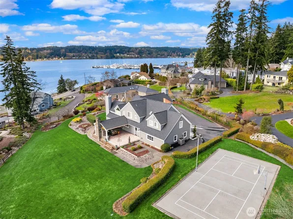 17625 NE Tidal View Way, Poulsbo, WA 98370