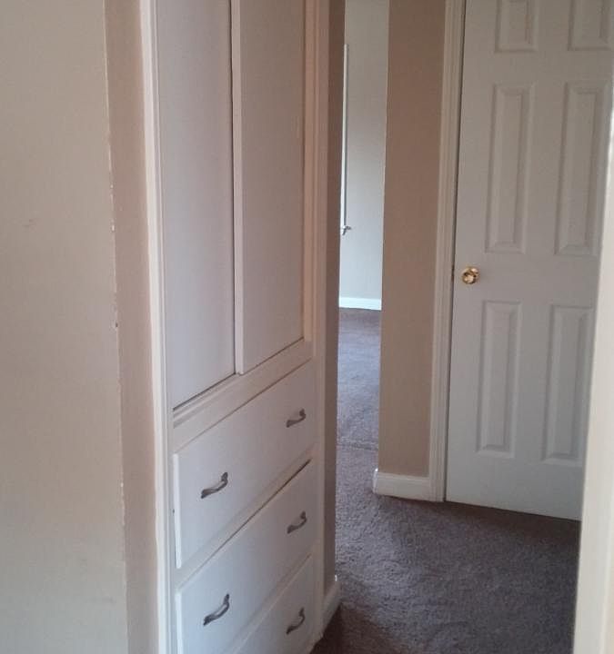 Hallway - Linen Closet