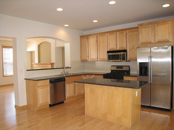 11335 Stratton (6)_01102013