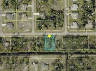 726 Manhattan St E, Lehigh Acres, FL 33974