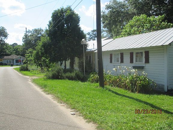 5th image of 16457 SE Pear St