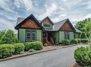 653 R C Cook Rd, Blowing Rock, NC 28605