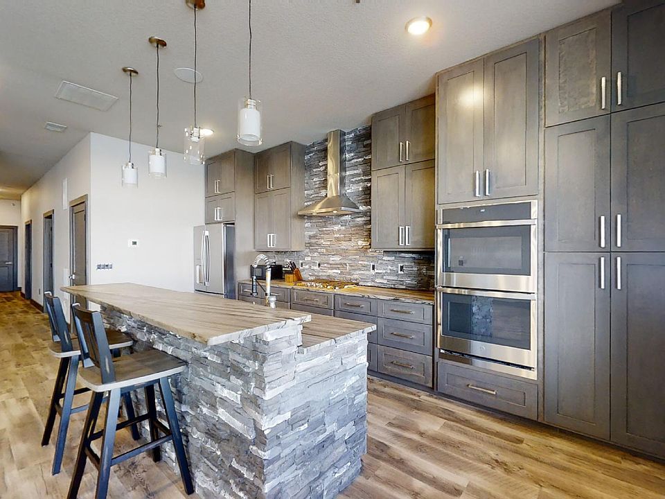 724 Stoney Point Trl 31, Watertown, SD 57201 Zillow