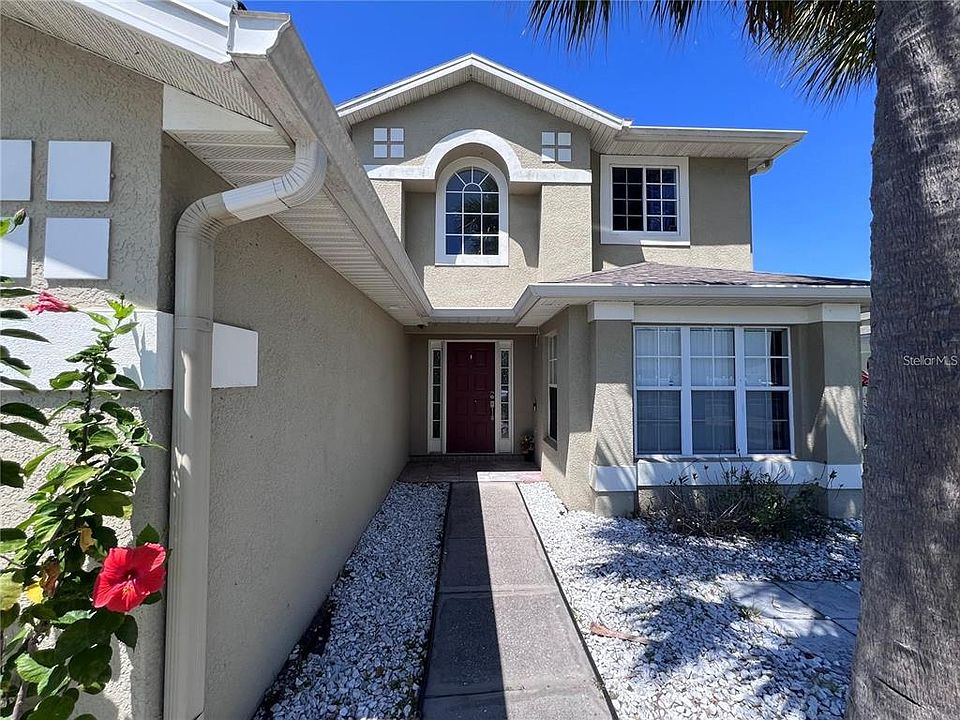 1st image of 271 CORALWOOD COURT