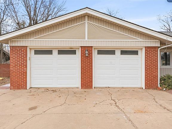 4th image of 213 Mockingbird Dr S