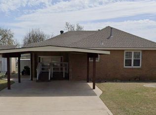 901 S 10th St, Kingfisher, OK 73750