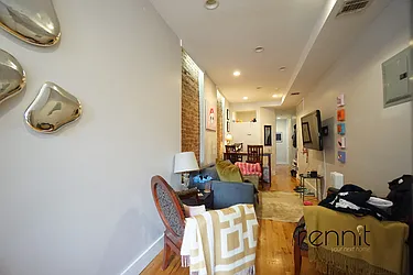 Rented by Rennit Inc.